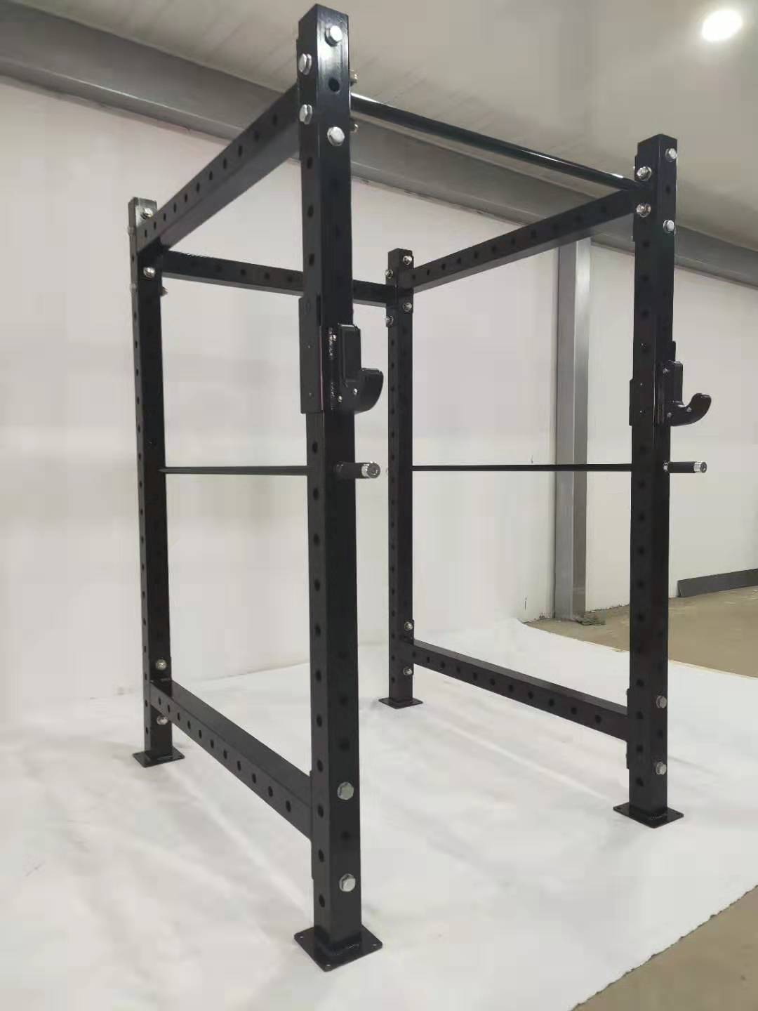 Power Cage e Squat Rack per so - Home Gym Equipment recensione e prezzo